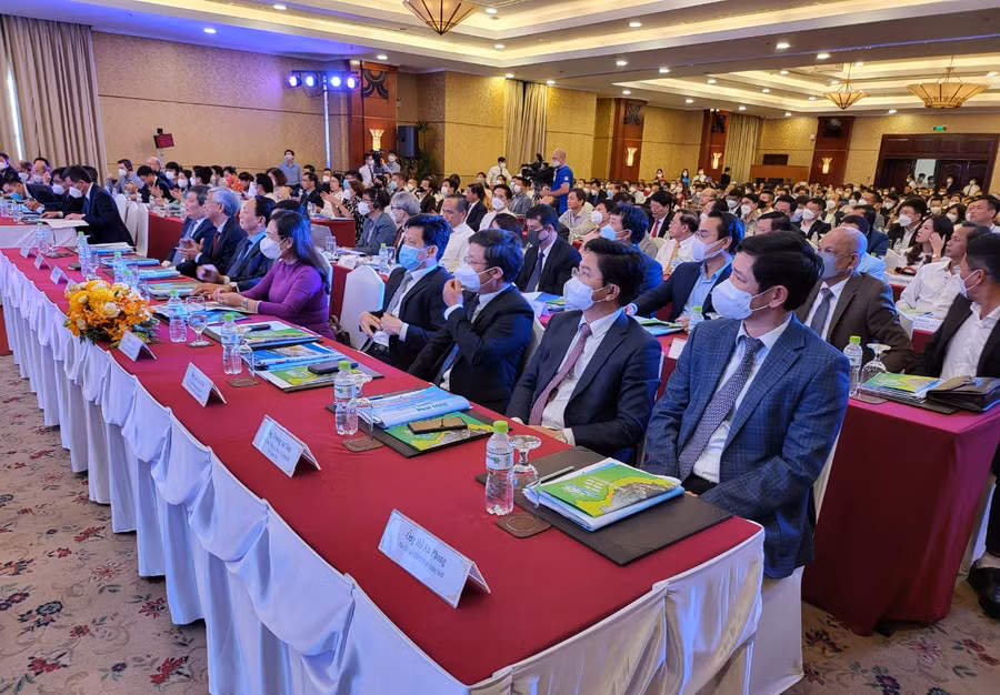 Đại biểu tham dự Hội nghị xúc tiến đầu tư Quảng Bình năm 2022 tại TP. Hồ Chí Minh.