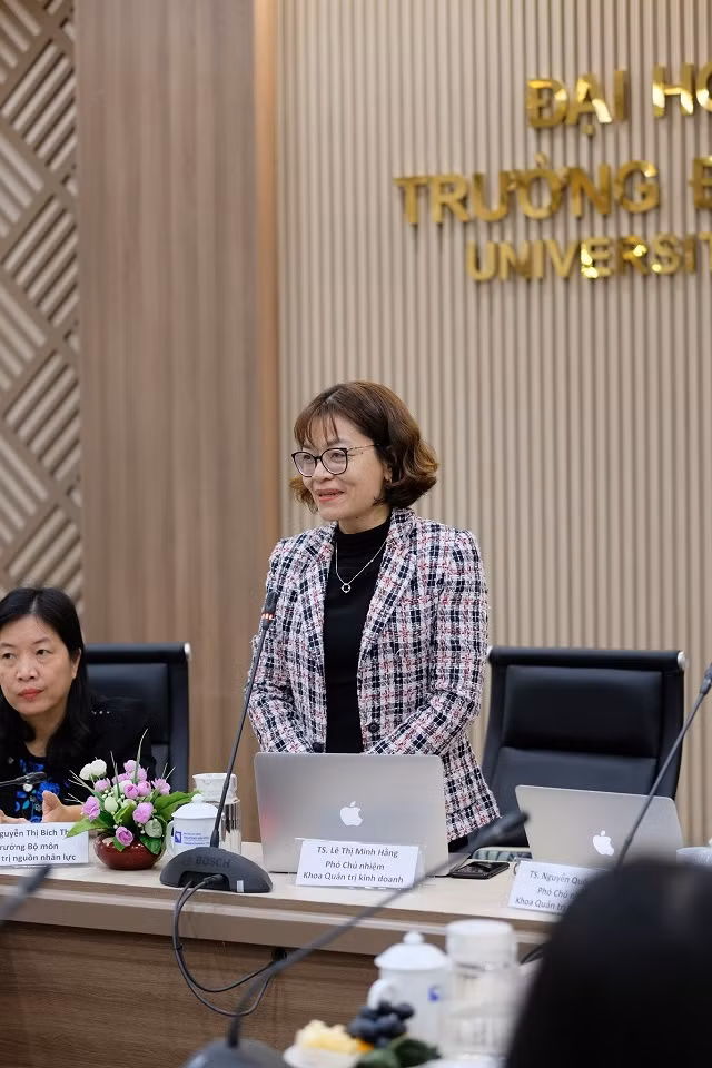 TS Lê Thị Minh Hằng phát biểu trong một chương trình hội thảo. Ảnh: Thanh Hoàng.