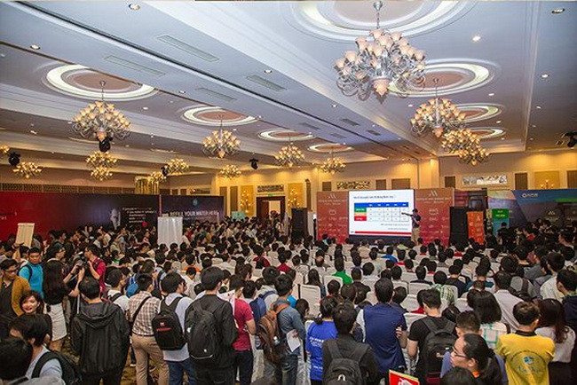 VietNam Web Summit 2017 thu hút rất đông các chuyên gia cũng như các tập đoàn và doanh nghiệp công nghệ tham dự.