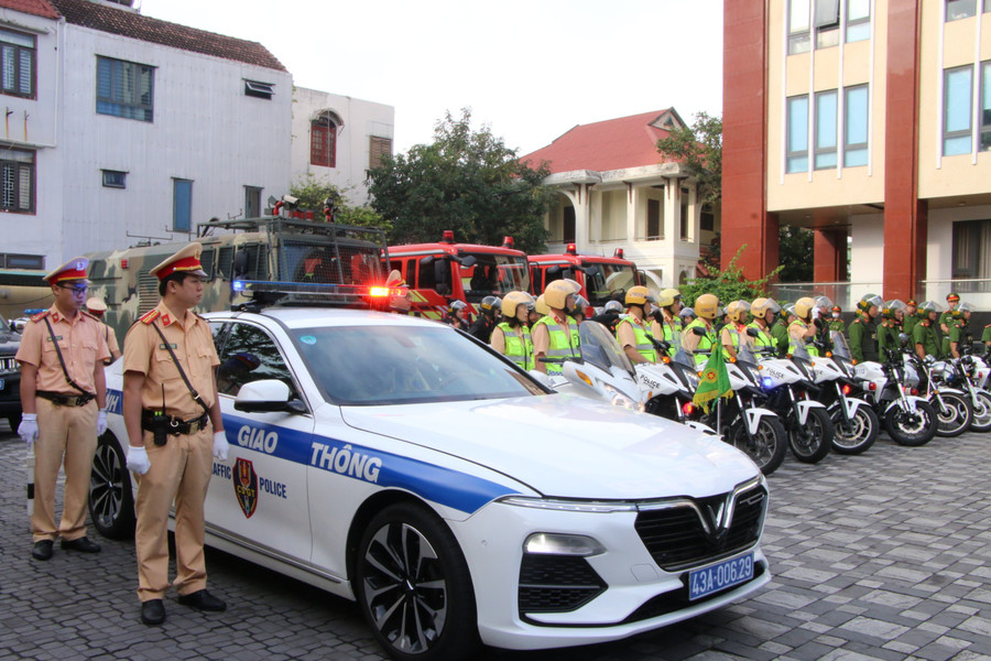 Đà Nẵng sẽ mạnh tay xử lý các hành vi vi phạm pháp luật liên quan đến shisha, bóng cười. Ảnh: Hoàng Vinh. Đà Nẵng sẽ mạnh tay xử lý các hành vi vi phạm pháp luật liên quan đến shisha, bóng cười. Ảnh: Hoàng Vinh.