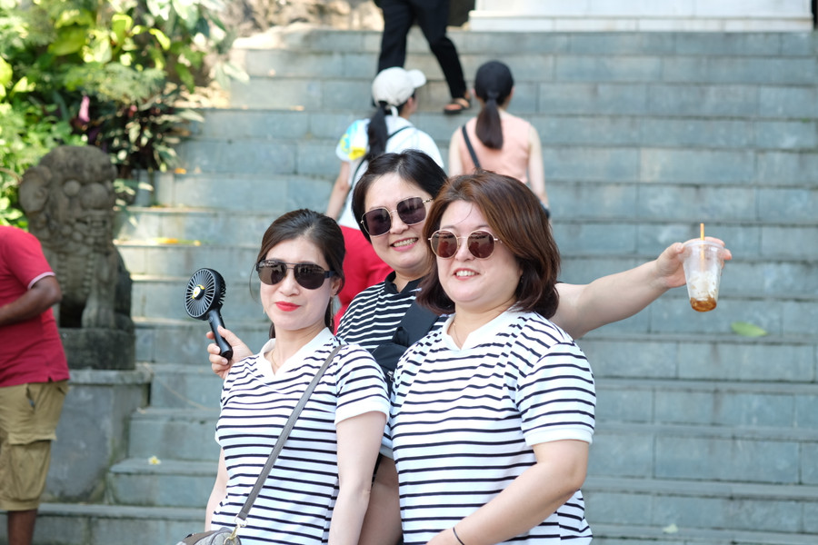 Theo Sở Du lịch TP Đà Nẵng, khách du lịch đến Đà Nẵng dự kiến đạt 340.000 lượt, tăng 5% so với cùng kỳ năm ngoái. Theo Sở Du lịch TP Đà Nẵng, khách du lịch đến Đà Nẵng dự kiến đạt 340.000 lượt, tăng 5% so với cùng kỳ năm ngoái.