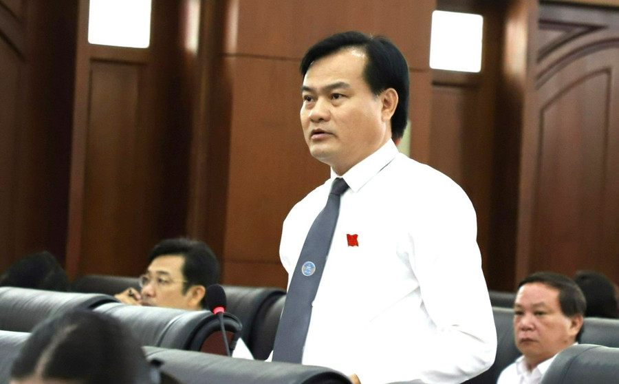 Đại biểu HĐND TP. Đà Nẵng Trần Tuấn Lợi, nêu ý kiến tại kỳ họp HĐND TP. Ảnh: HĐND TP Đà Nẵng. Đại biểu HĐND TP. Đà Nẵng Trần Tuấn Lợi, nêu ý kiến tại kỳ họp HĐND TP. Ảnh: HĐND TP Đà Nẵng.