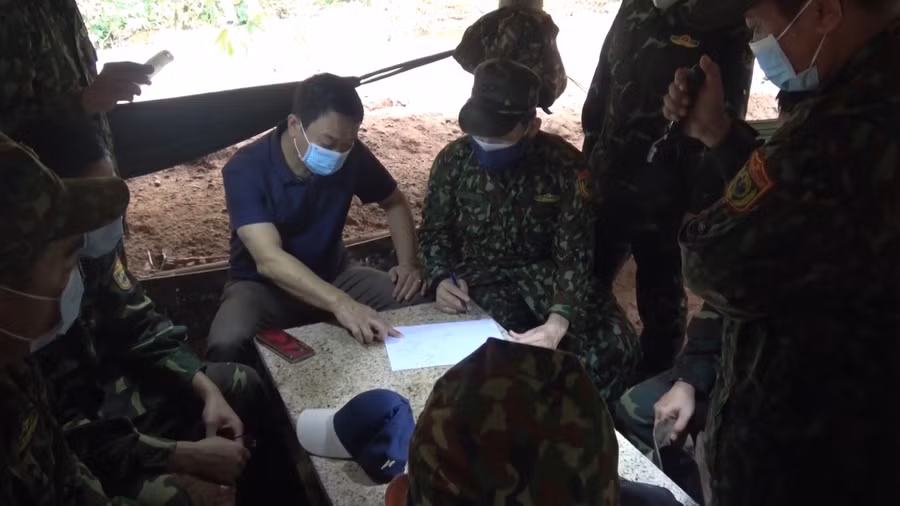 Ban Chuyên án xuyên đêm họp bàn đưa ra phương án hiệu quả nhất.