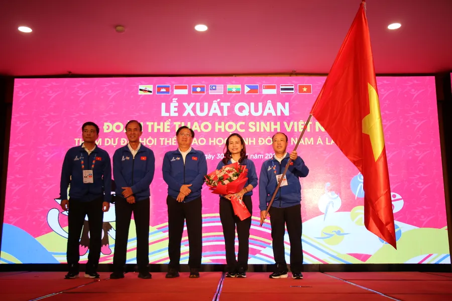 Lễ xuất quân Đoàn thể thao học sinh Việt Nam tham dự Đại hội Thể thao học sinh Đông Nam Á lần thứ 13. 