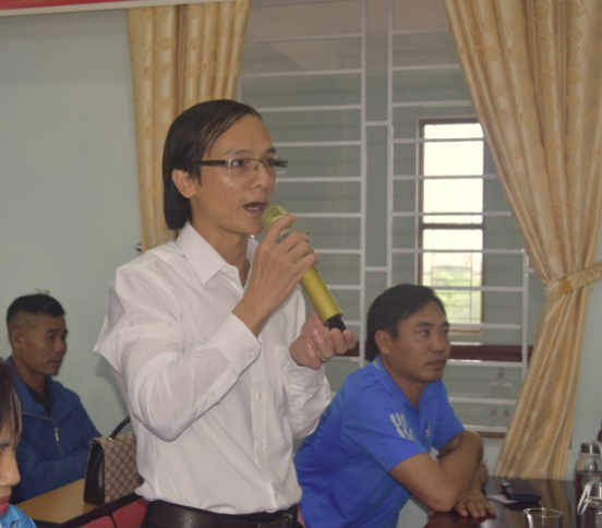 Thầy Đinh Cường, giáo viên Trường THPT Nguyễn Trãi chia sẻ tại chương trình.