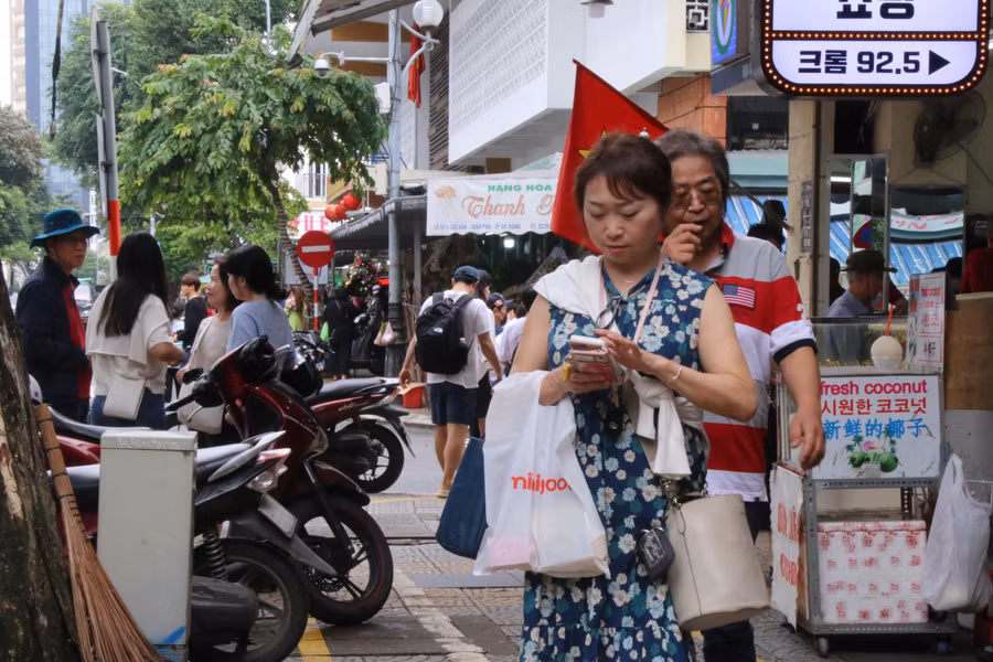 Thời tiết Tết Dương lịch 2024 tại Đà Nẵng se lạnh và không mưa, khá lý tưởng để du khách dạo phố, mua sắm.