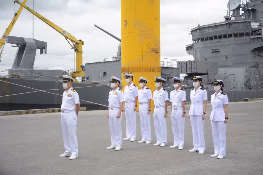 Đại tá II Masaaki, Tư lệnh đơn vị tàu huấn luyện số 1 cho biết, chuyến thăm của biên đội tàu huấn luyện đường dài lần này thúc đẩy giao lưu hiểu biết lẫn nhau giữa Hải quân nhân dân Việt Nam và lực lượng phòng vệ trên biển Nhật Bản, cũng như quan hệ hợp tác quốc phòng song phương Việt Nam - Nhật Bản.