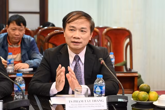 TS Phạm Tất Thắng -Phó Chủ nhiệm Ủy ban Văn hóa, Giáo dục, Thanh niên, Thiếu niên và Nhi đồng của Quốc hội