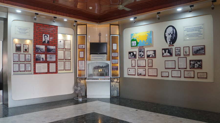 Nhấn vào ảnh để phóng to Không gian trưng bày của bảo tàng "Chủ tịch Hồ Chí Minh vận dụng sáng tạo đường lối của V.I Lênin và sáng lập chính đảng đầu tiên của giai cấp công nhân Việt Nam (1920-1930)"