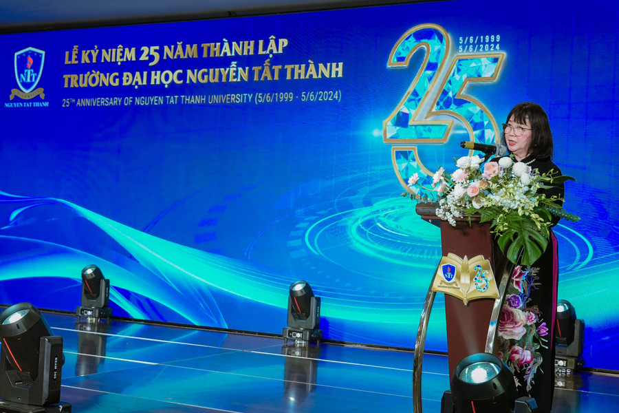 TS. Nguyễn Mai Lan, Chủ tịch Hội đồng trường Trường ĐH Nguyễn Tất Thành phát biểu tại chương trình. (Ảnh: NTTU) TS. Nguyễn Mai Lan, Chủ tịch Hội đồng trường Trường ĐH Nguyễn Tất Thành phát biểu tại chương trình. (Ảnh: NTTU)