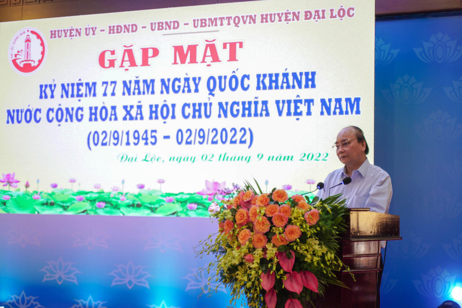 Chủ tịch nước Nguyễn Xuân Phúc phát biểu tại buổi gặp mặt. Chủ tịch nước Nguyễn Xuân Phúc phát biểu tại buổi gặp mặt.