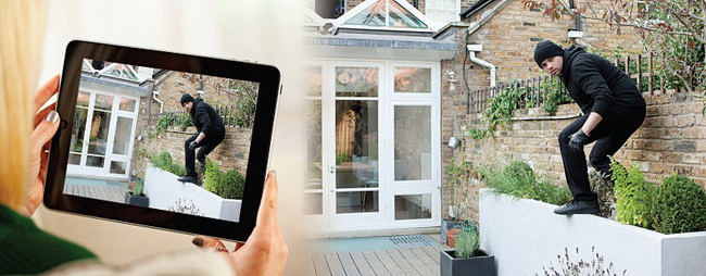 Hệ thống sẽ phát đi cảnh báo khi có người lạ đột nhập... Hệ thống sẽ phát đi cảnh báo khi có người lạ đột nhập...