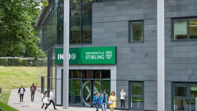 Chất lượng chuẩn mực, đó là đặc điểm của chương trình Thạc sĩ Quản trị Truyền thông (MSc in Media and Communications Management). Ảnh: ĐH Stirling Chất lượng chuẩn mực, đó là đặc điểm của chương trình Thạc sĩ Quản trị Truyền thông (MSc in Media and Communications Management). Ảnh: ĐH Stirling