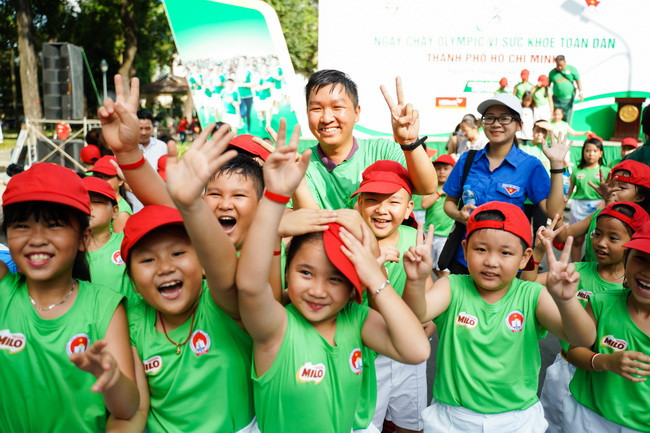 Các học sinh thấy vui vẻ và sảng khoái khi tham gia sự kiện Các học sinh thấy vui vẻ và sảng khoái khi tham gia sự kiện