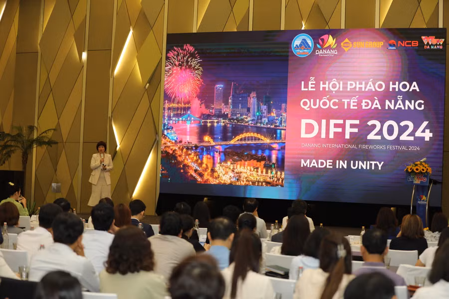 Đại diện Tập đoàn Sun Group thông tin về Lễ hội pháo hoa quốc tế Đà Nẵng 2024.