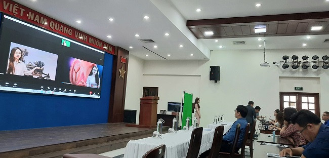 Quang cảnh hội nghị Quang cảnh hội nghị