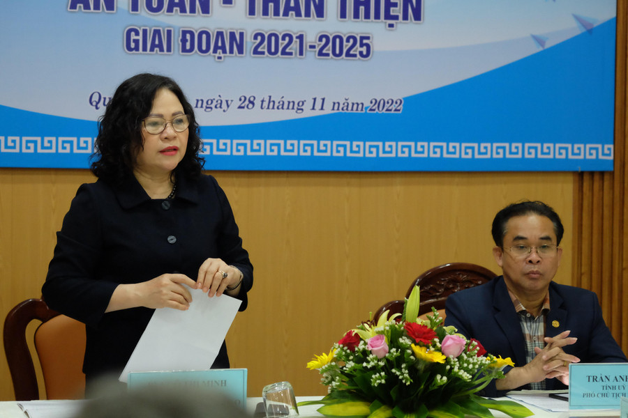 Thứ trưởng Ngô Thị Minh phát biểu tại buổi làm việc với UBND tỉnh Quảng Nam. Thứ trưởng Ngô Thị Minh phát biểu tại buổi làm việc với UBND tỉnh Quảng Nam.