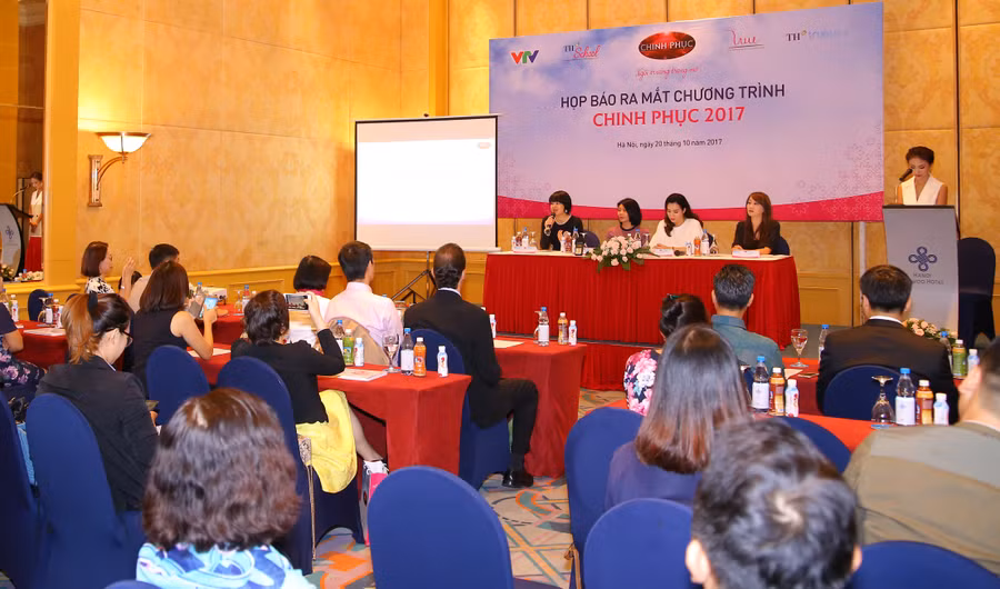 Toàn cảnh cuộc họp báo