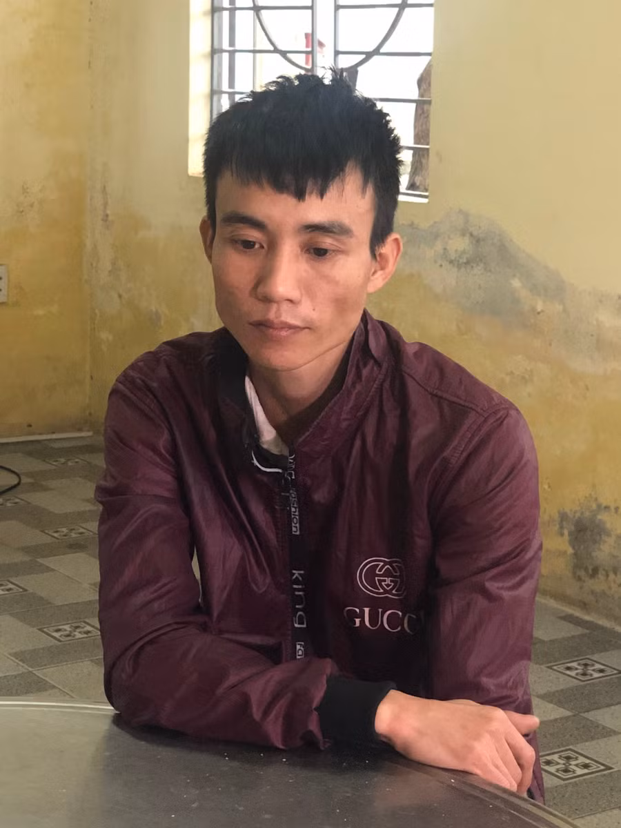 Cất giấu 4.000 viên ma túy trong thùng xốp rồi chuyển từ Hà Nội vào Đà Nẵng ảnh 1