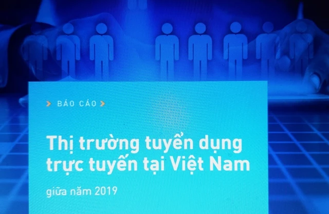 Báo cáo của VietnamWorks cho thấy tình trạng mất cân đối của thị trường lao động