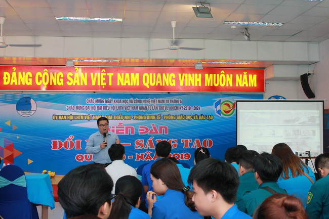 Ngày hội còn tổ chức diễn đàn "Đổi mới sáng tạo" cho các hội viên, thanh niên, học sinh.