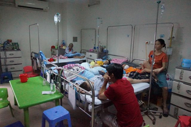 Một góc giường bệnh Viện Huyết học truyền máu