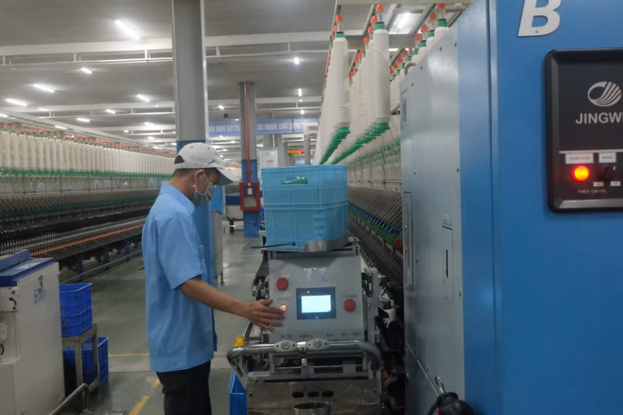 Công nhân làm việc tại Đà Nẵng. (Ảnh minh hoạ)