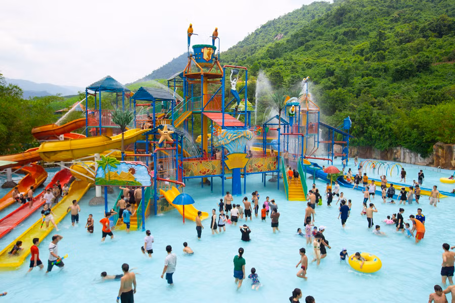 Công viên Suối khoáng nóng Núi Thần tài. Ảnh: Kim Tuyền. Công viên Suối khoáng nóng Núi Thần tài. Ảnh: Kim Tuyền.