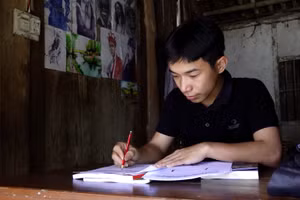 Cậu học trò nghị lực Nguyễn Tùng Dương.