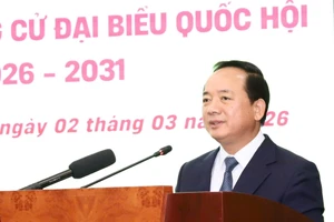 Trưởng Ban Tuyên giáo và Dân vận Trung ương Trịnh Văn Quyết phát biểu tại hội nghị. (Ảnh: CTTTQ)