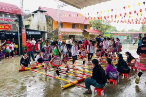 Các trường học Tuyên Quang vững chắc hướng tới môi trường học đường hạnh phúc.