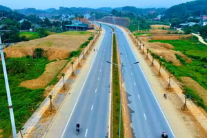 Công trình Đường nối Quốc lộ 37, Quốc lộ 32 với cao tốc Nội Bài - Lào Cai.