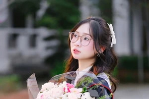 Em Nguyễn Thùy Dương, nữ sinh giành giải Nhất môn Lịch sử Kỳ thi học sinh giỏi quốc gia.