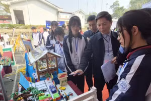 Sân chơi trí tuệ bổ ích cho học sinh được ngành Giáo dục Tuyên Quang chú trọng.