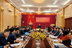 Hội nghị lấy ý kiến về việc dạy thêm, học thêm của Sở GD&DT Yên Bái.