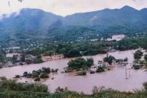 Thời tiết cực đoan, mưa lớn và lũ gia tăng tại Tuyên Quang. (Ảnh: TL)