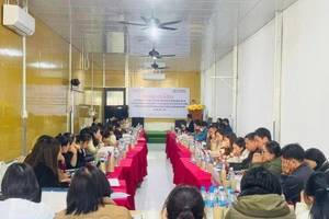 Lớp tập huấn hướng nghiệp tại xã Na Hang, Tuyên Quang.