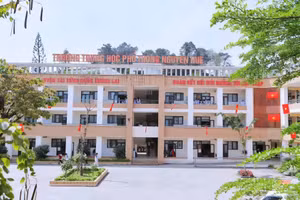 Các trường học tại Yên Bái tiếp nhận học sinh chuyển về từ Lào Cai sau khi hợp nhất 2 tỉnh.