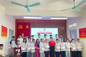 Các em học sinh được tiếp sức để vững tin bước vào kỳ thi quan trọng.