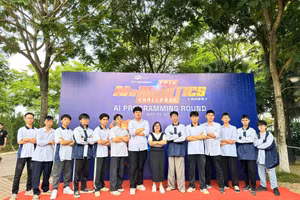 Học sinh Trường THPT Chuyên Nguyễn Tất Thành tỏa sáng tại các sân chơi trí tuệ.