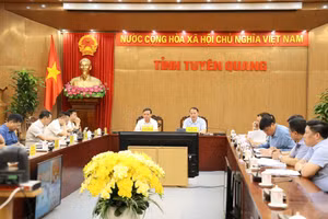 Tuyên Quang họp bàn tháo gỡ các dự án, công trình vốn ngân sách Nhà nước còn tồn đọng. (Ảnh: CTTTQ)