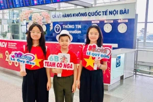 Ba em học sinh của Trường THCS Lê Quý Đôn.