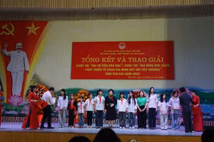 Cuộc thi thu hút đông đảo học sinh tại Yên Bái tham gia.