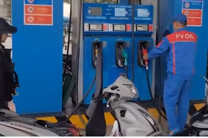 Cơ quan chức năng khuyến cáo người dân không tích trữ xăng dầu.