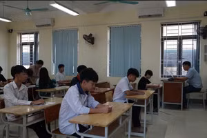 Thí sinh Yên Bái hoàn thành các bài thi vào lớp 10 hệ không chuyên.