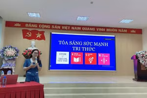 Hơn 300 cán bộ, giáo viên được tập huấn giáo dục STEM bằng hình thức trực tiếp kết hợp trực tuyến tại huyện Lục Yên (Yên Bái).