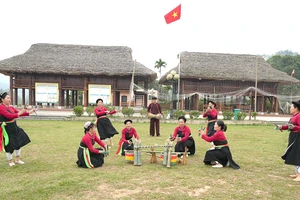 Lễ hội Cầu mùa của người Cao Lan tại xã Yên Sơn, Tuyên Quang. (Ảnh: Đức Quý)