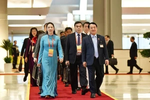 Đoàn đại biểu tỉnh Tuyên Quang dự Đại hội đại biểu toàn quốc lần thứ XIV của Đảng. (Ảnh: CTTTQ)