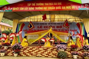 Trường Tiểu học & THCS Ba Khe, huyện Văn Chấn, tỉnh Yên Bái trong buổi lễ.