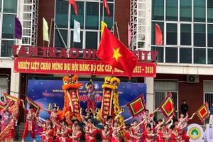 Không khí tuổi trẻ của sinh viên Tuyên Quang hướng về Đại hội XIV của Đảng.